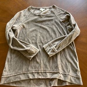 Umgee brown velour top